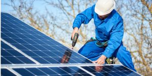 Installation Maintenance Panneaux Solaires Photovoltaïques à Cros-de-Ronesque